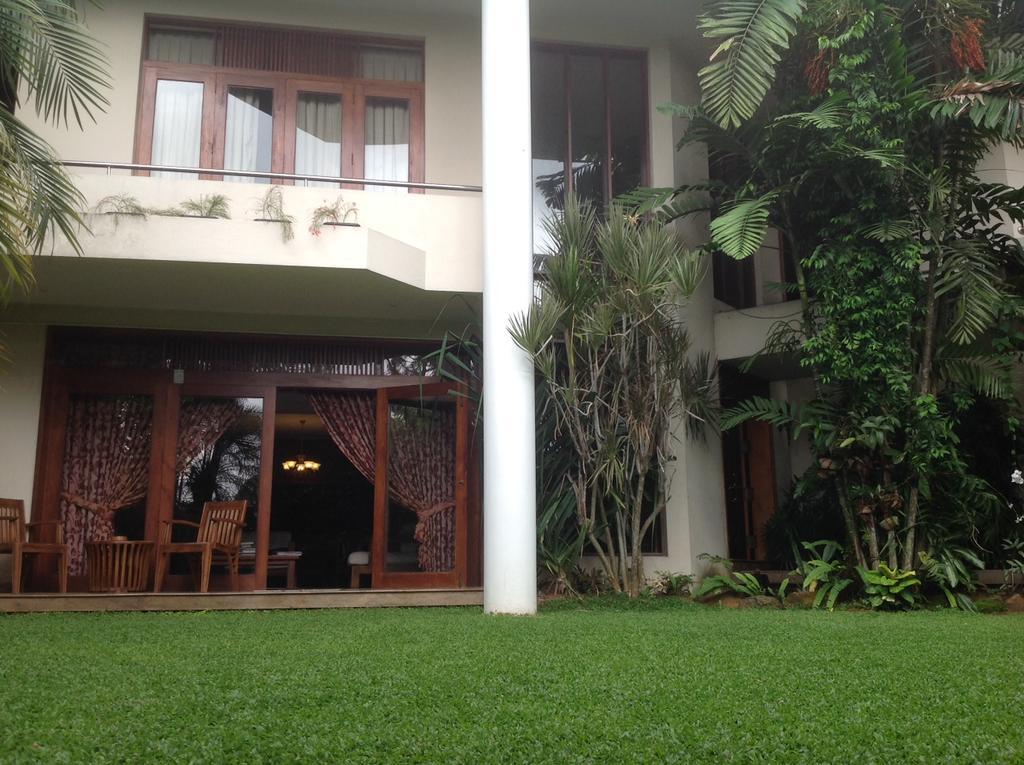 Silvikris Villa Colombo Exterior photo